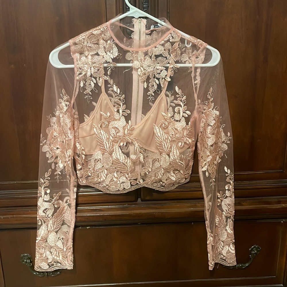 Long sleeve lace top
